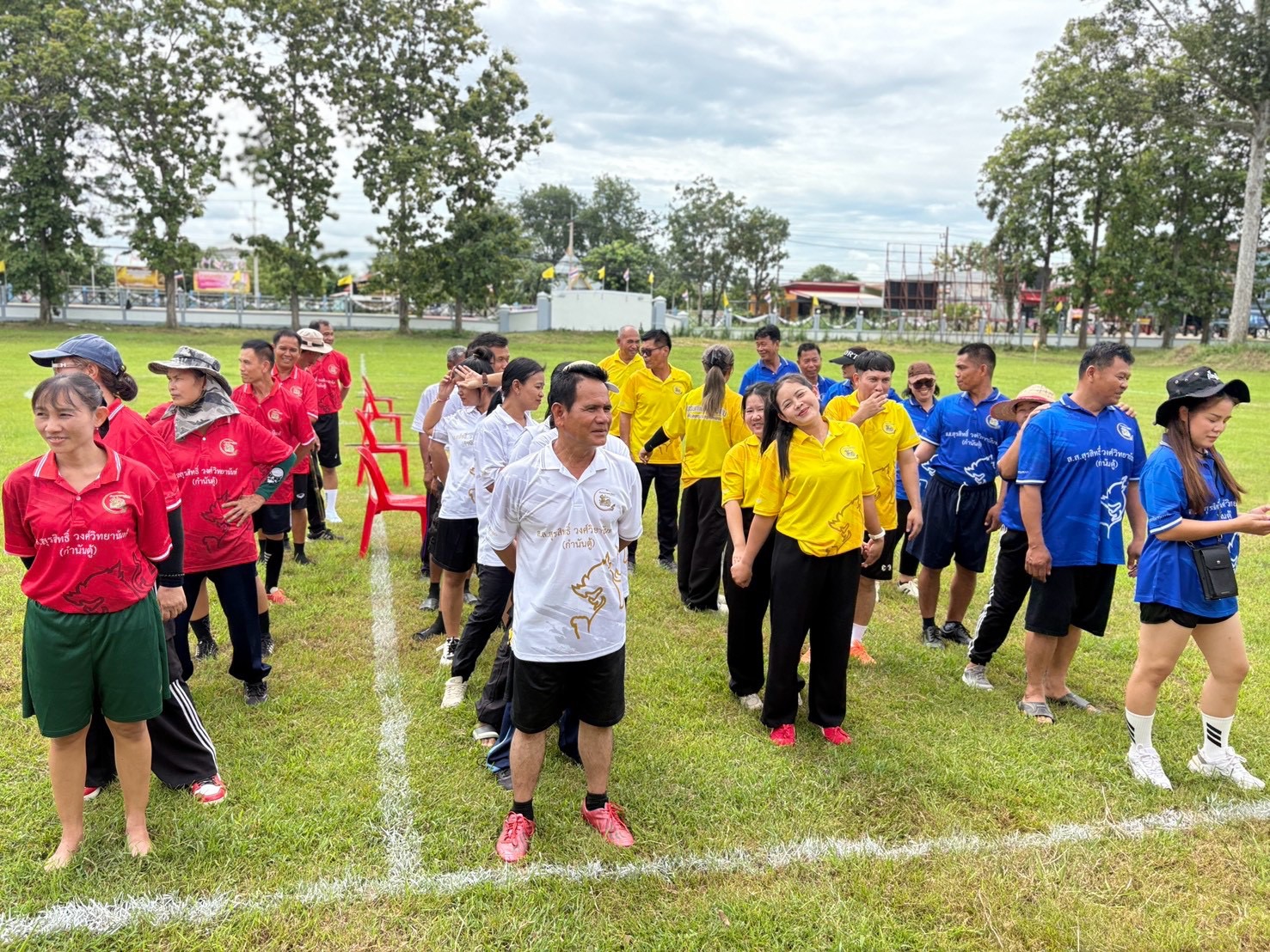 อำเภอทรายทองวัฒนา จัดการแข่งขันกีฬาสานสัมพันธ์ เสริมสร้างความสามัคคี เนื่องใน “วันกำนัน ผู้ใหญ่บ้าน” ประจำปี ๒๕๖๙